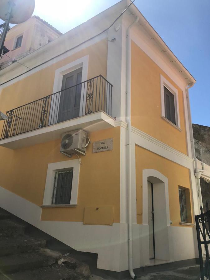 Il Casalino Apartment Пиццо Экстерьер фото